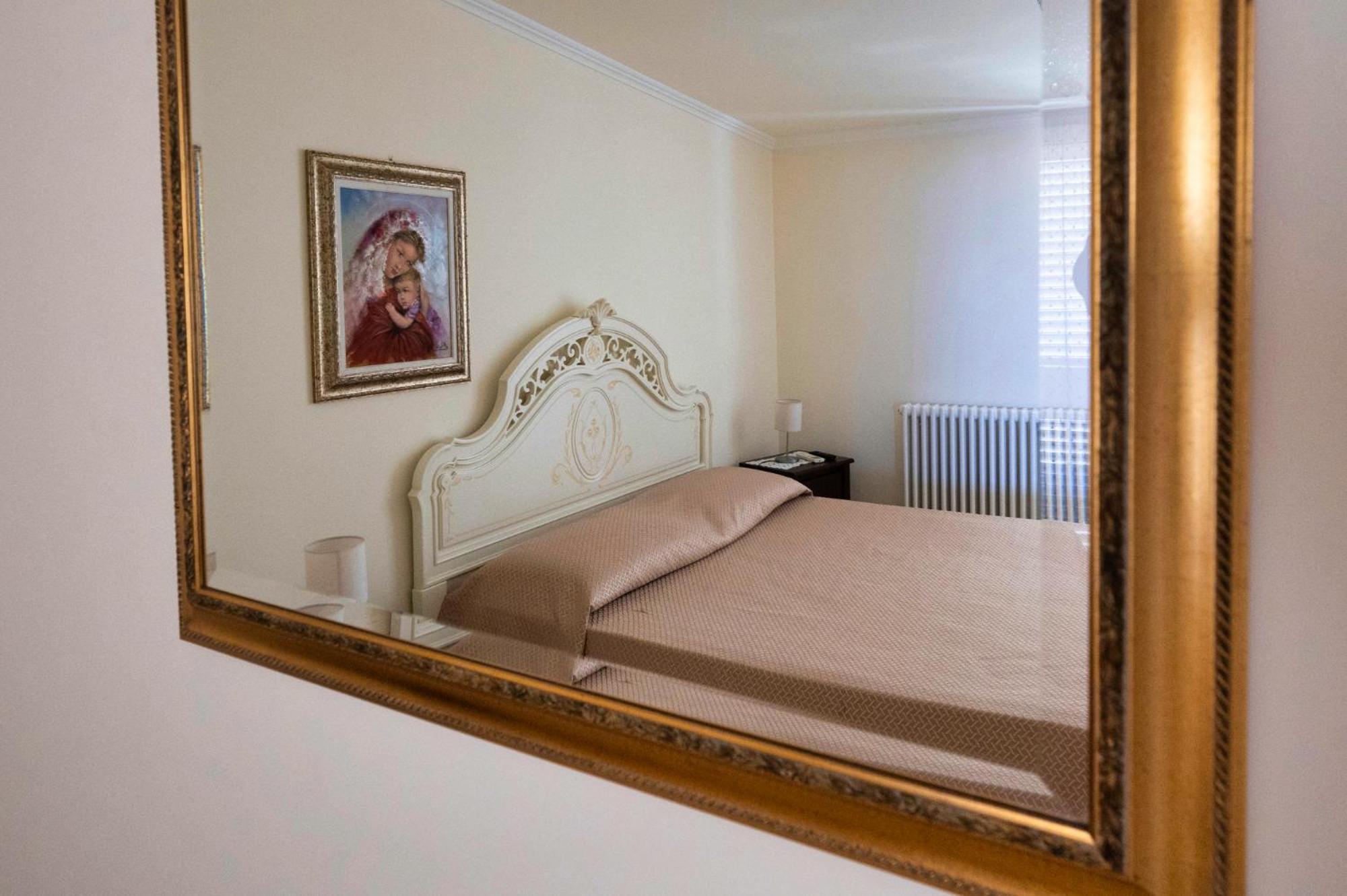 Atticus Apartment Giardini Naxos Bagian luar foto